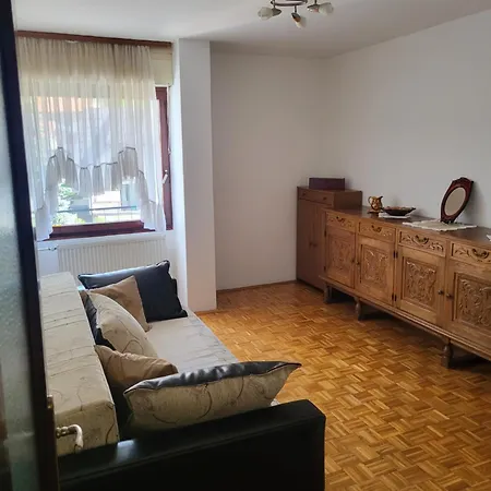 Ana Apartment *
